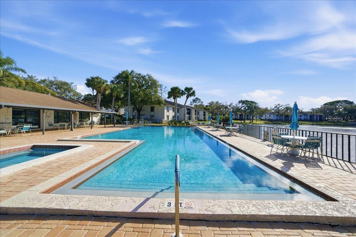 Image 57 of 75 For 2666 Pine Ridge Way N C2