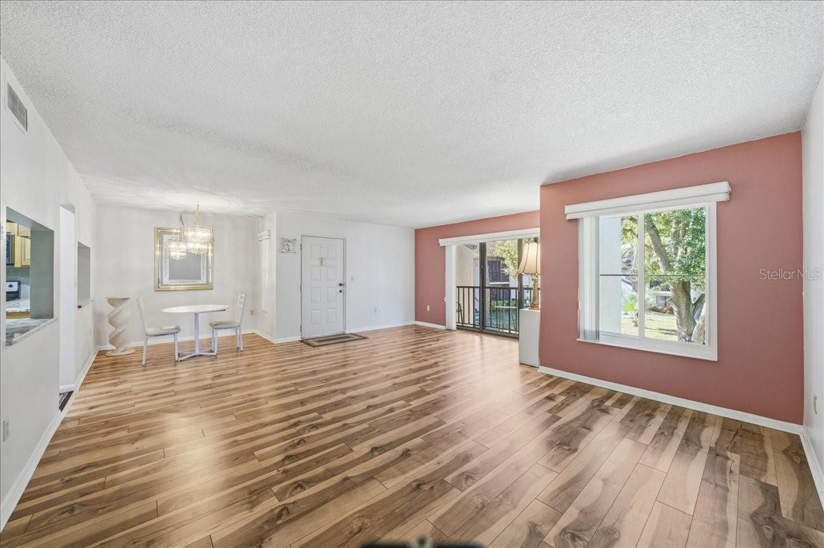 Image 6 of 75 For 2666 Pine Ridge Way N C2