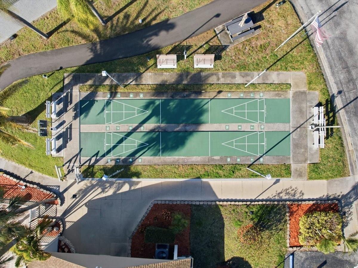 Image 62 of 75 For 2666 Pine Ridge Way N C2