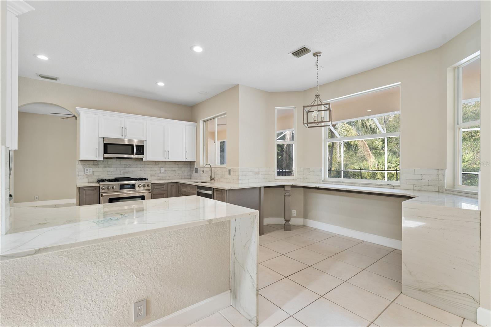 Image 16 of 73 For 10239 Garden Alcove Drive