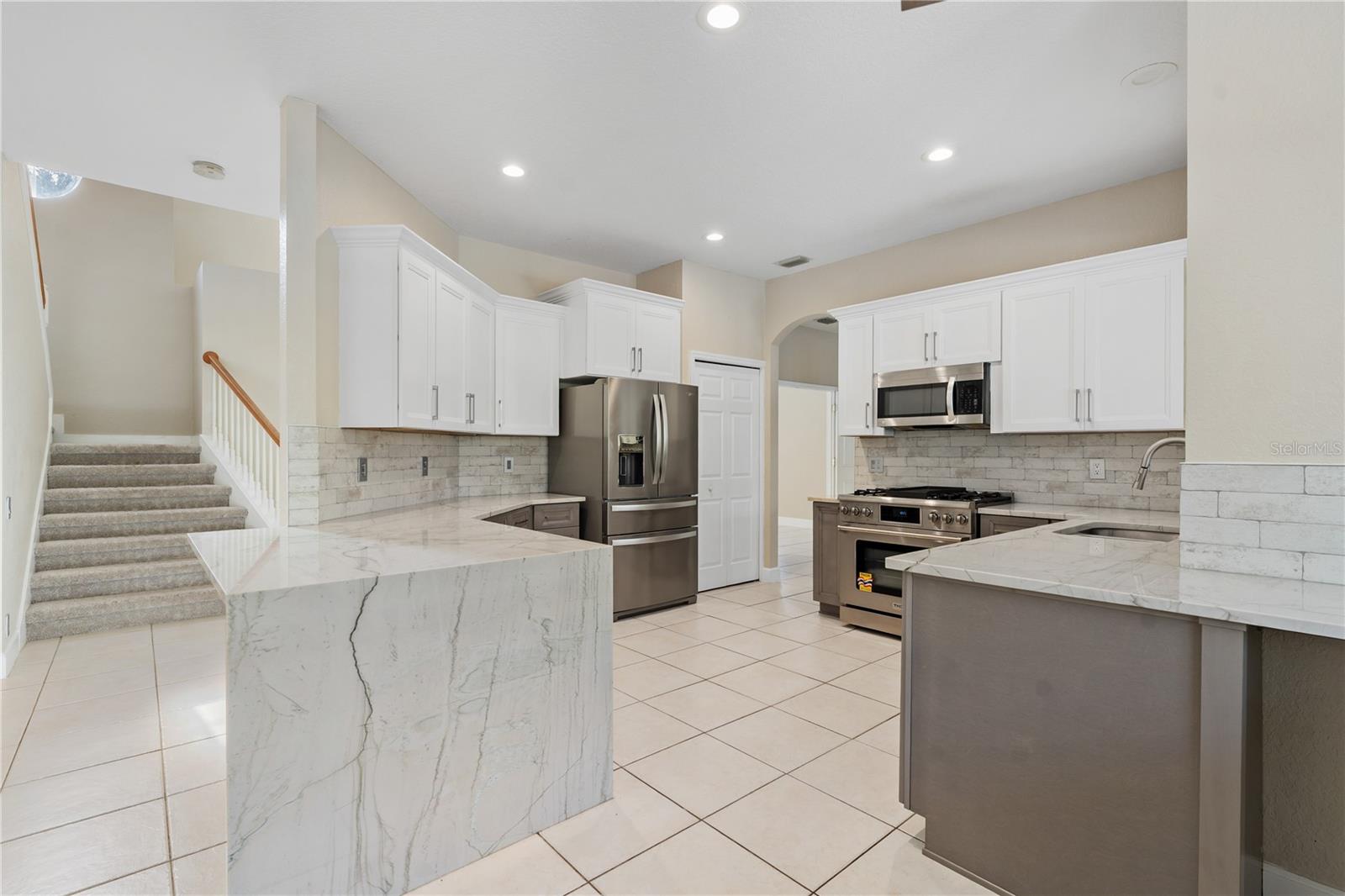 Image 18 of 73 For 10239 Garden Alcove Drive