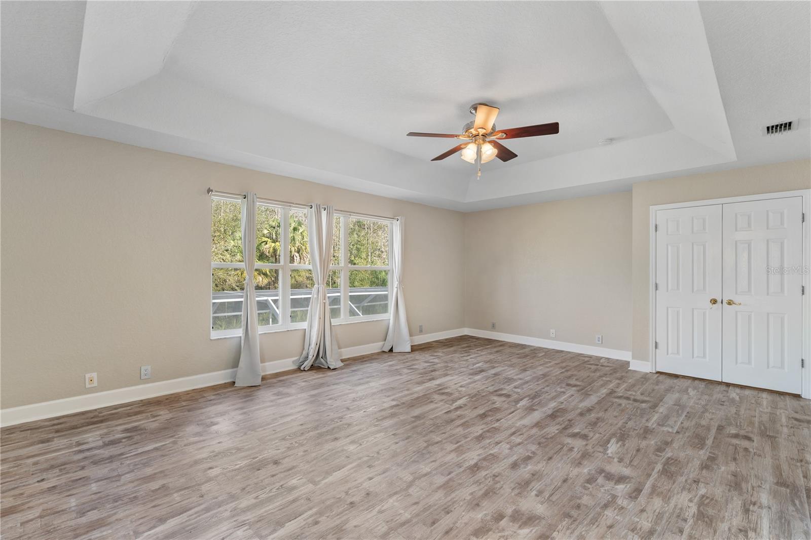 Image 31 of 73 For 10239 Garden Alcove Drive