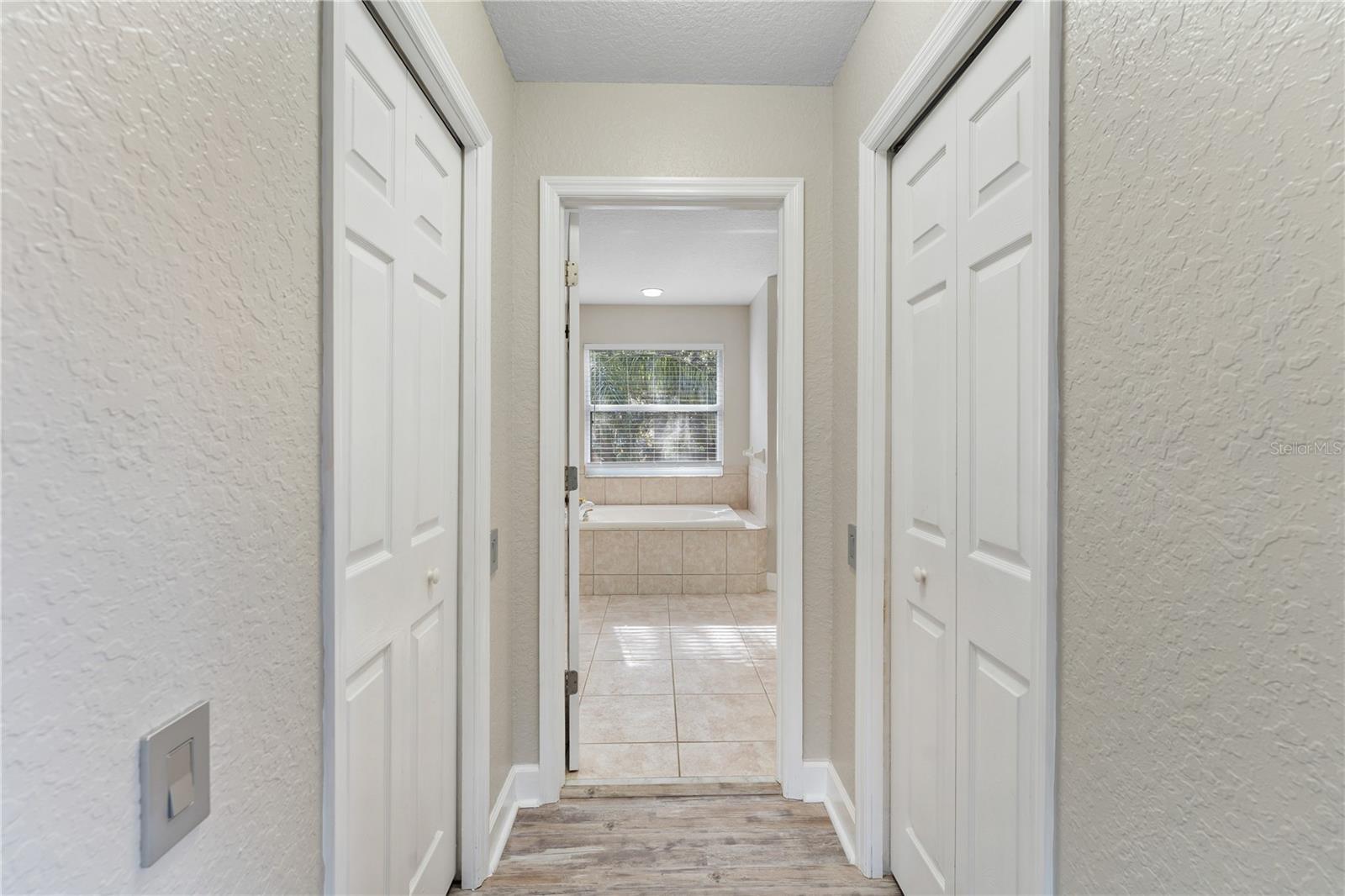 Image 32 of 73 For 10239 Garden Alcove Drive