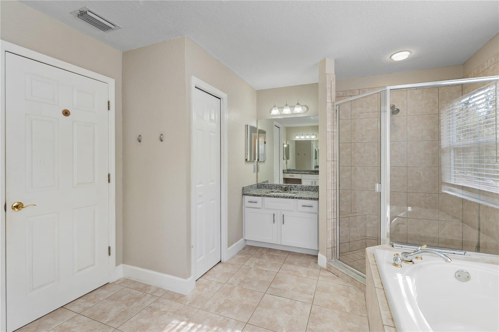 Image 35 of 73 For 10239 Garden Alcove Drive