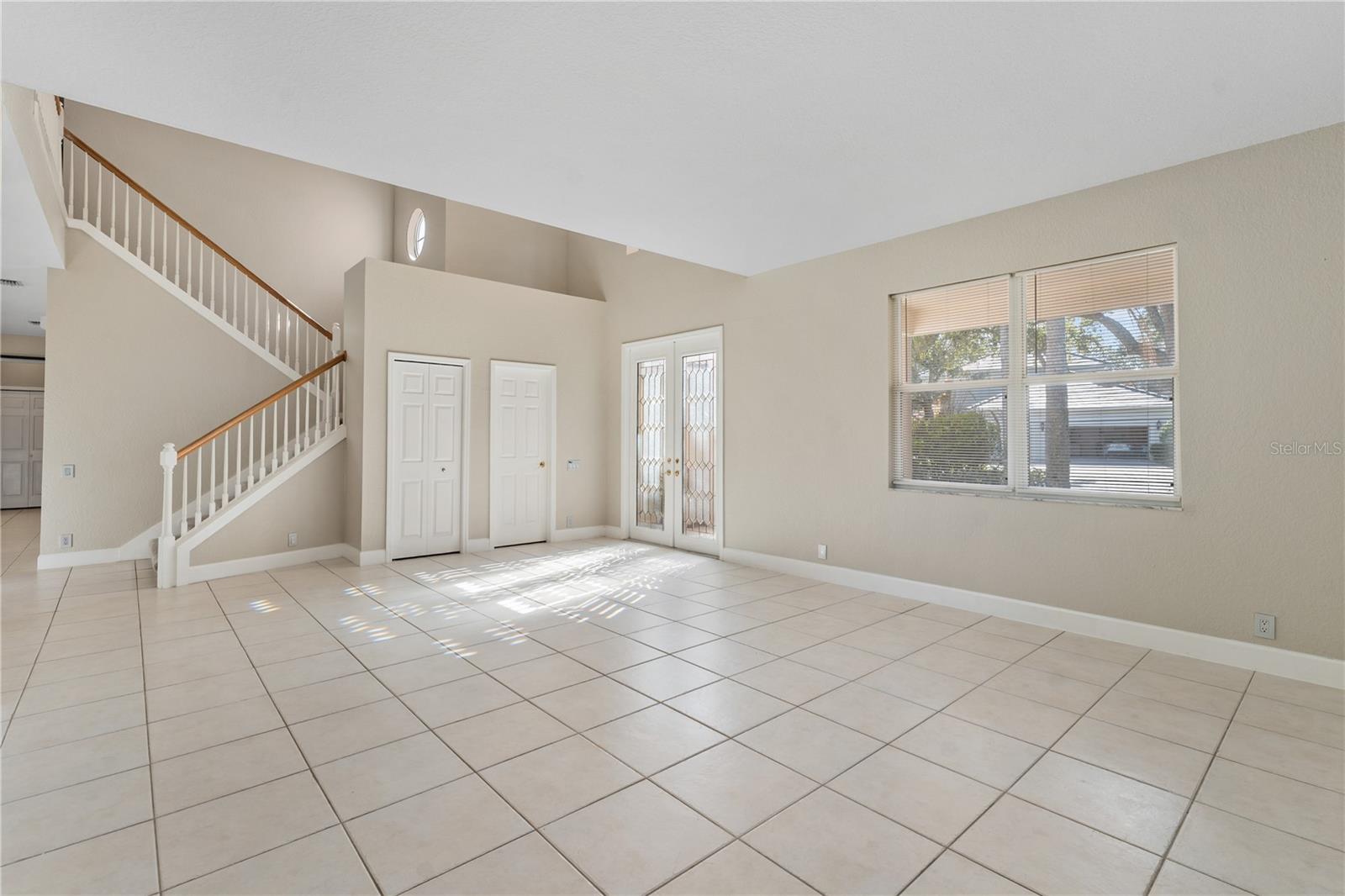 Image 9 of 73 For 10239 Garden Alcove Drive