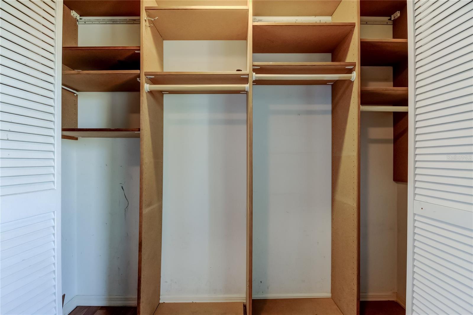 Image 17 of 26 For 8350 Savannah Trace Circle 204