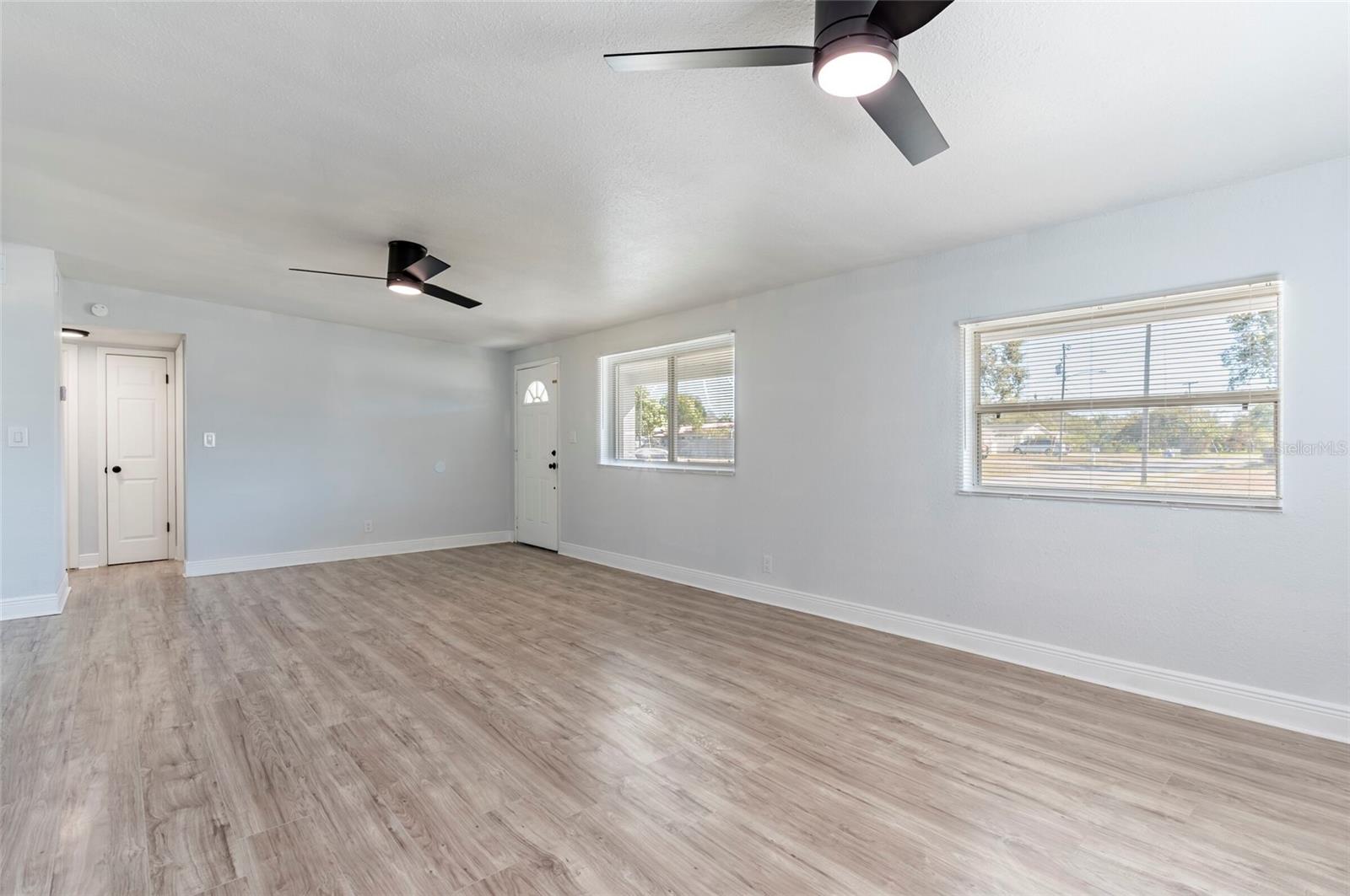 Image 5 of 17 For 5301 97th Terrace N