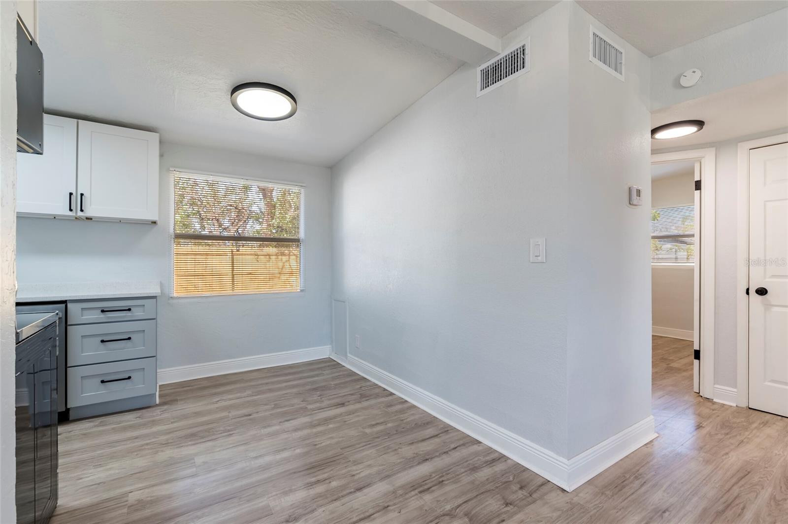 Image 6 of 17 For 5301 97th Terrace N