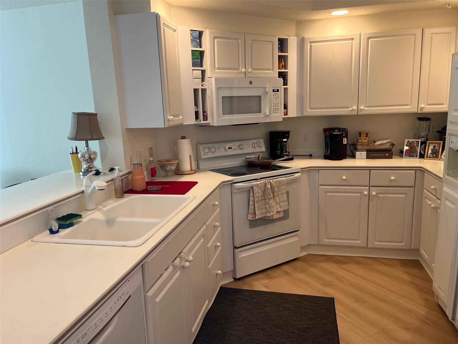 Listing photo id 15 for 1170 Gulf Boulevard 1203