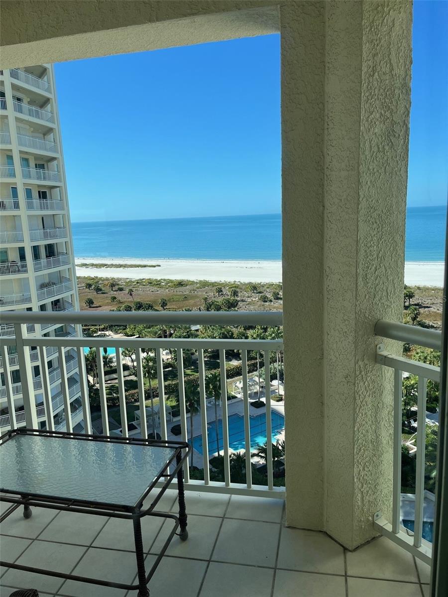 Listing photo id 29 for 1170 Gulf Boulevard 1203