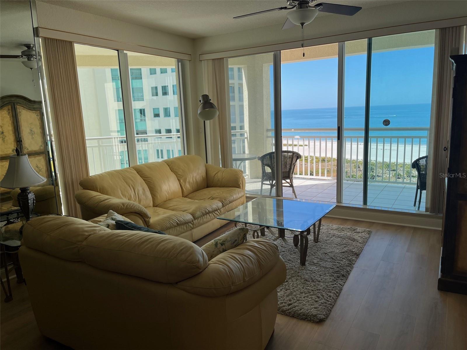 Listing photo id 7 for 1170 Gulf Boulevard 1203