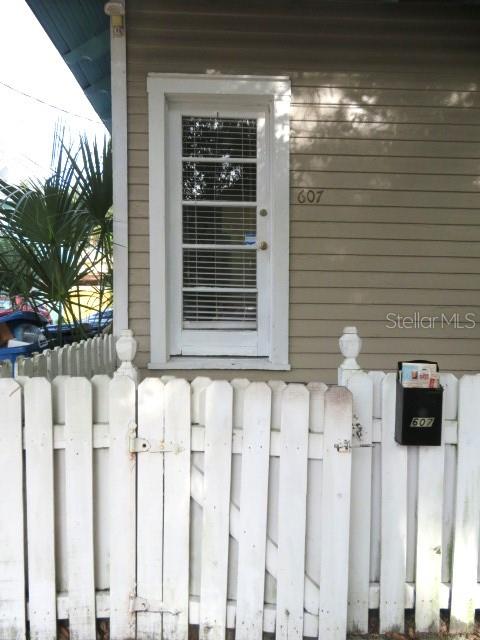 Image 14 of 15 For 607 6th Avenue N