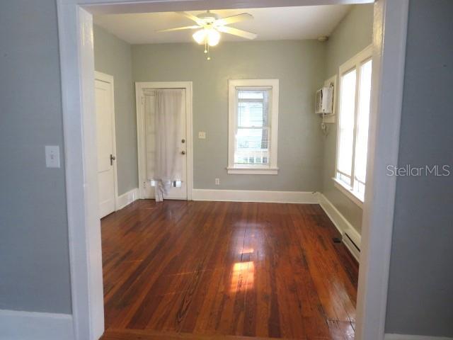 Image 3 of 15 For 607 6th Avenue N