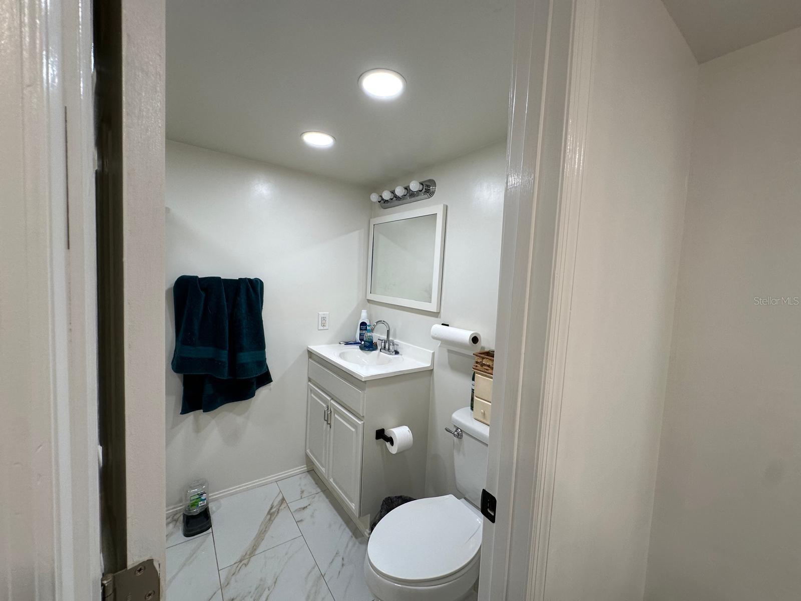 Image 34 of 44 For 7690 Gordon Loop