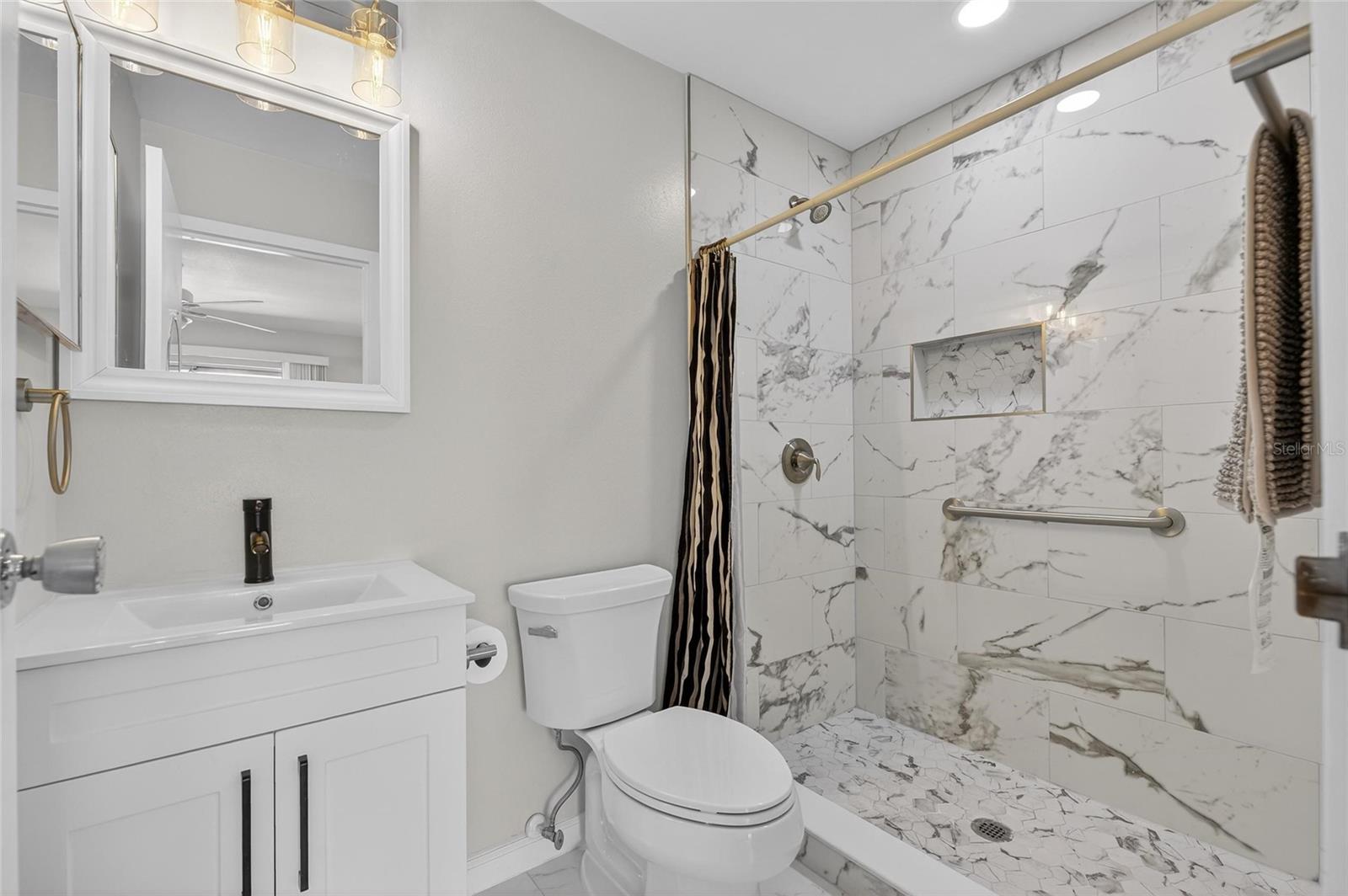 Image 20 of 30 For 301 Andover Place S 171