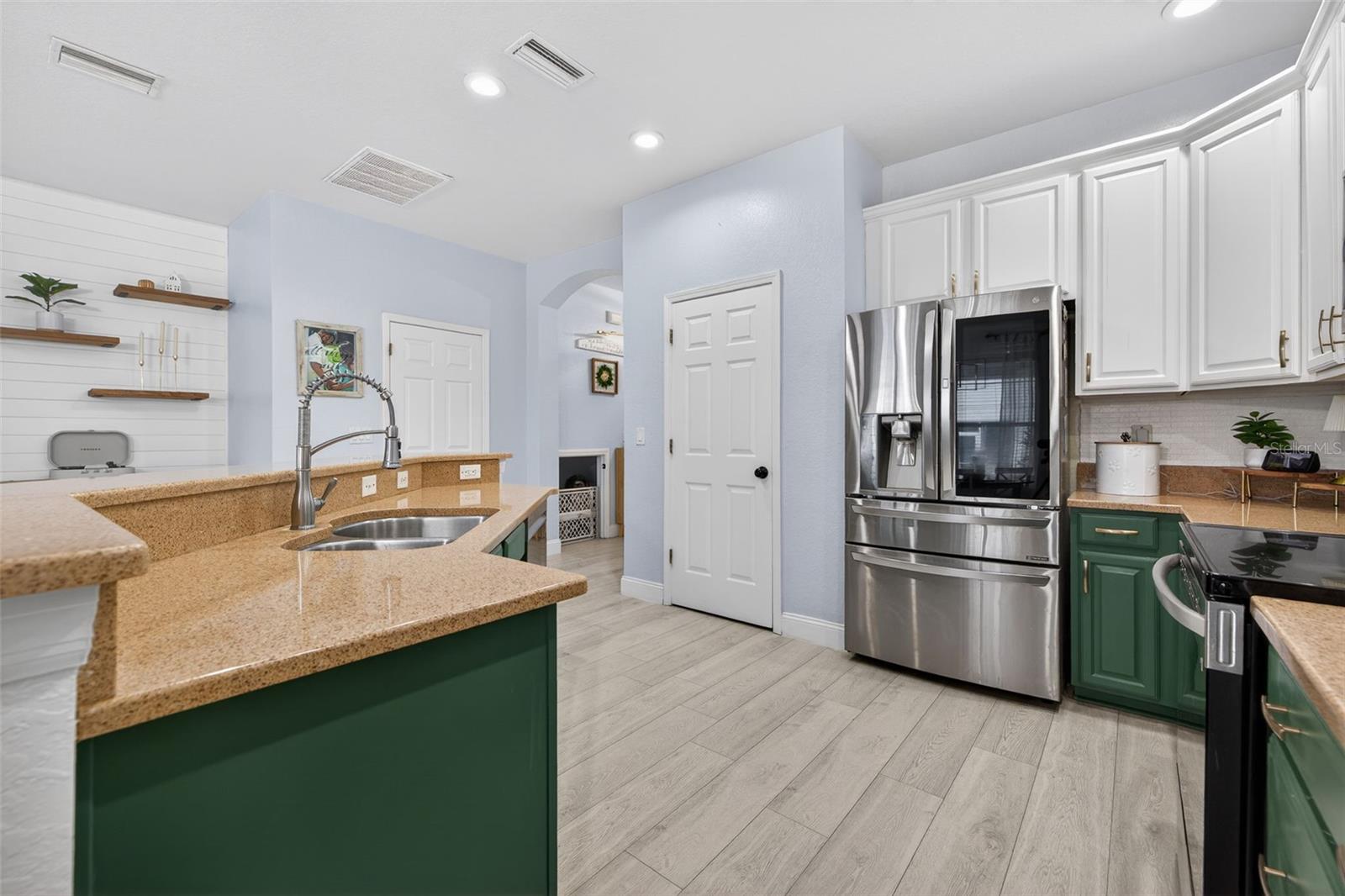 Image 9 of 38 For 311 Morning Rain Place