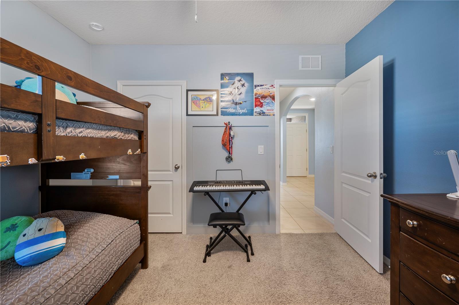 Image 26 of 33 For 1878 Pristine Loop