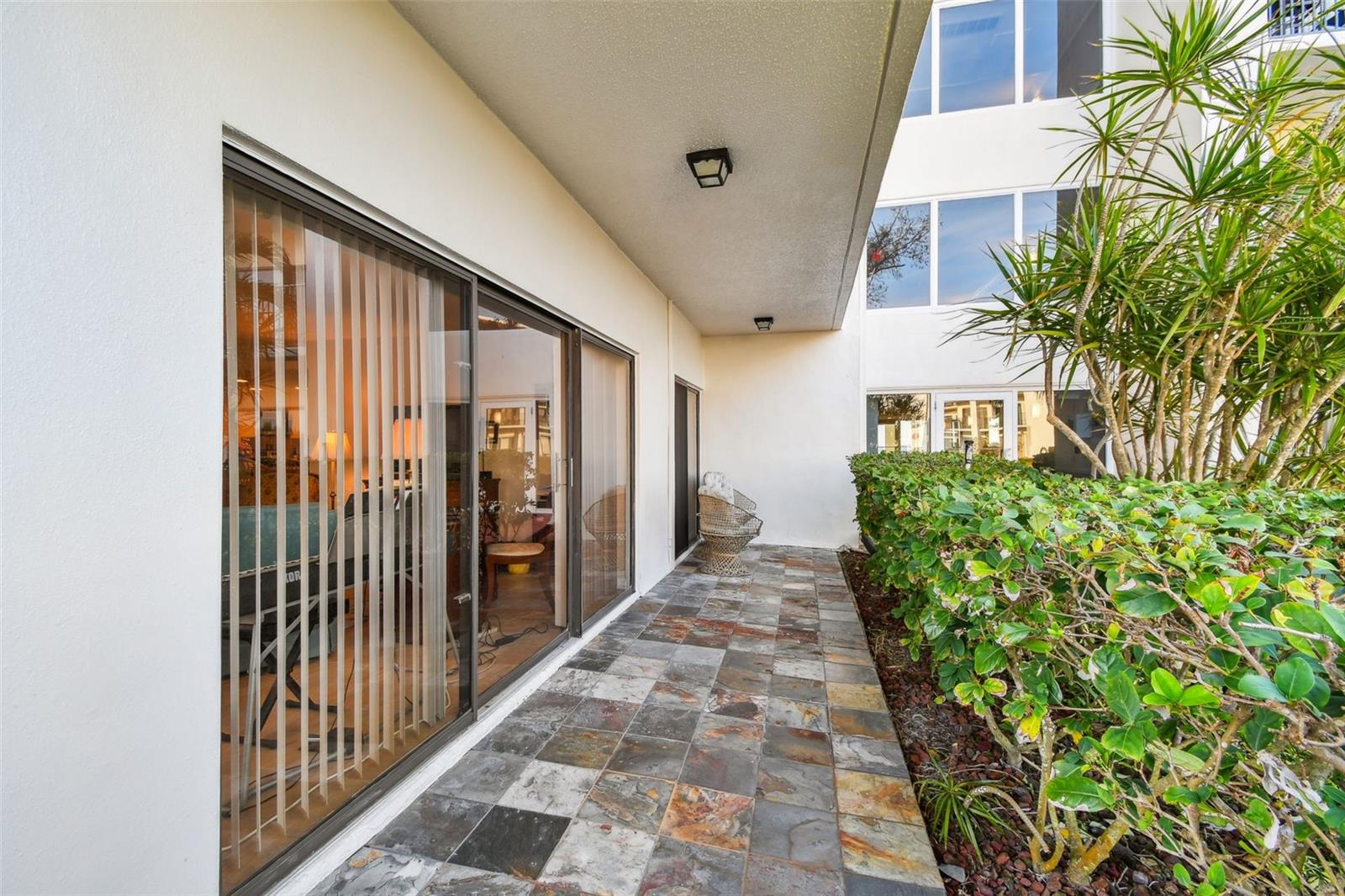 Image 20 of 25 For 301 Mariner Drive 301