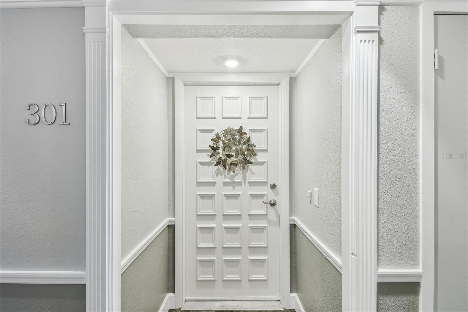 Image 21 of 25 For 301 Mariner Drive 301