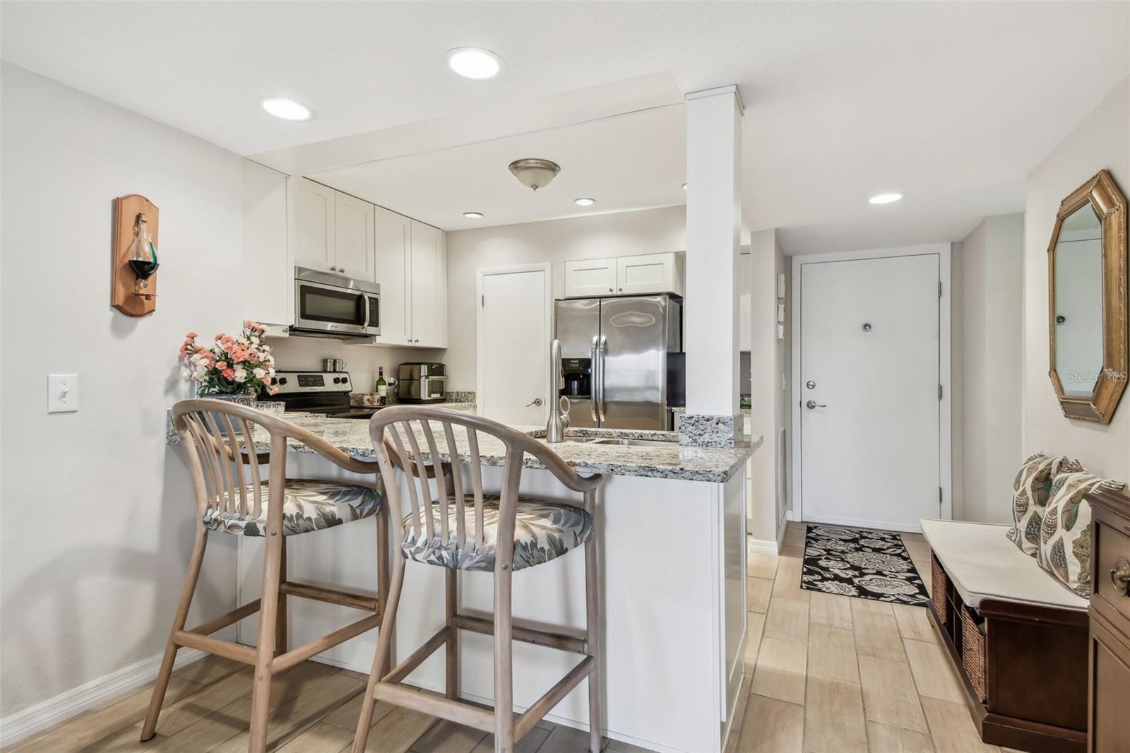 Image 8 of 25 For 301 Mariner Drive 301