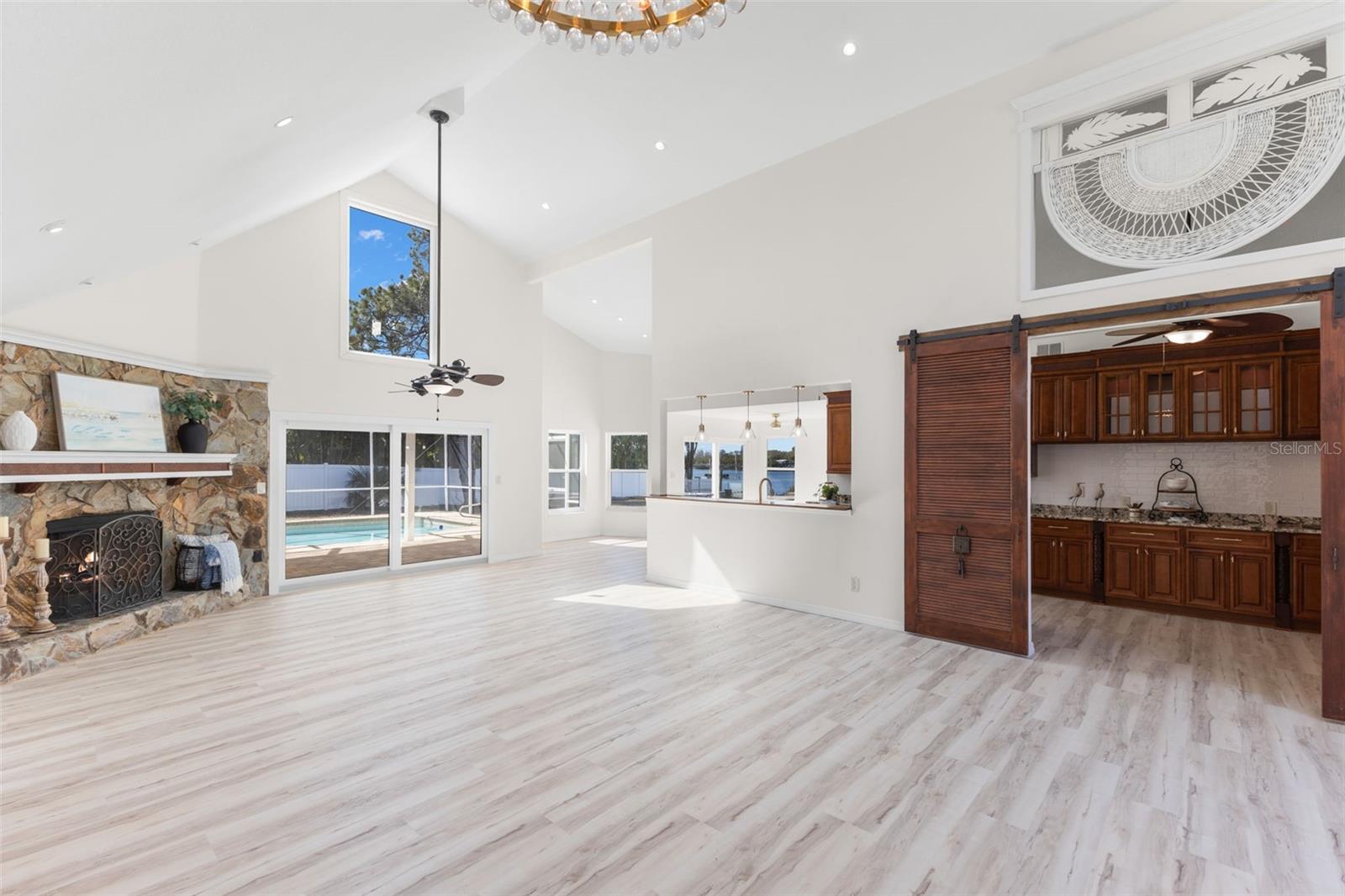 Image 6 of 53 For 2138 Bayou Drive