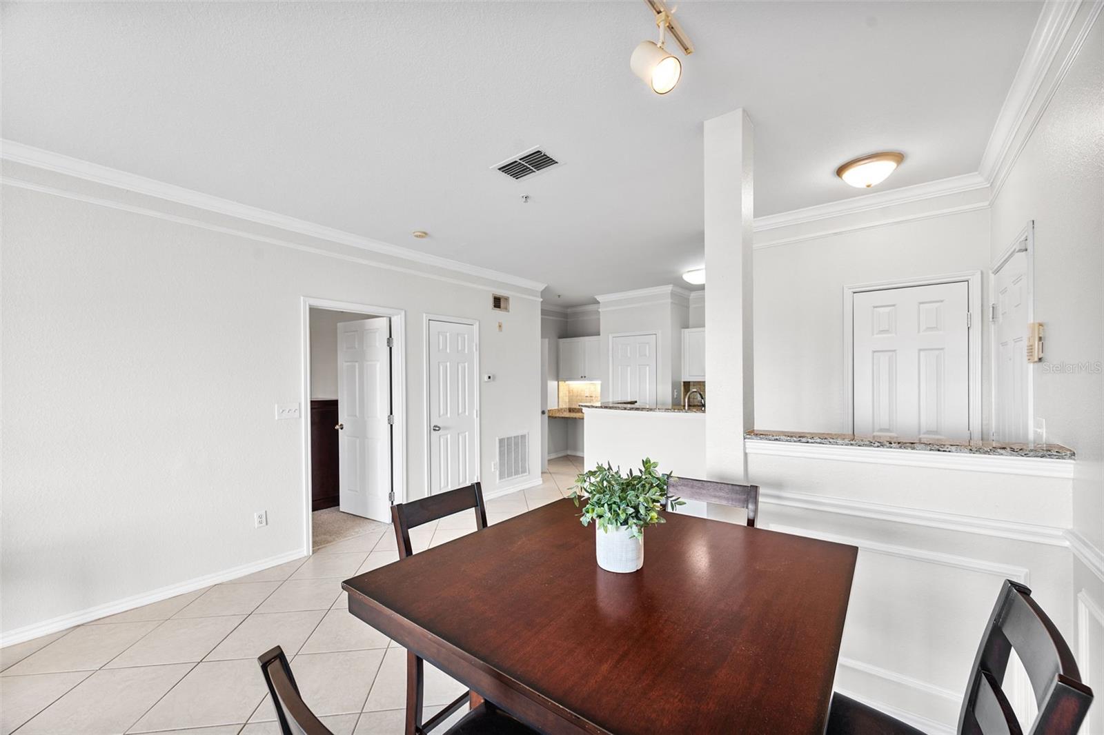 Image 20 of 70 For 4305 Bayside Village Drive 202