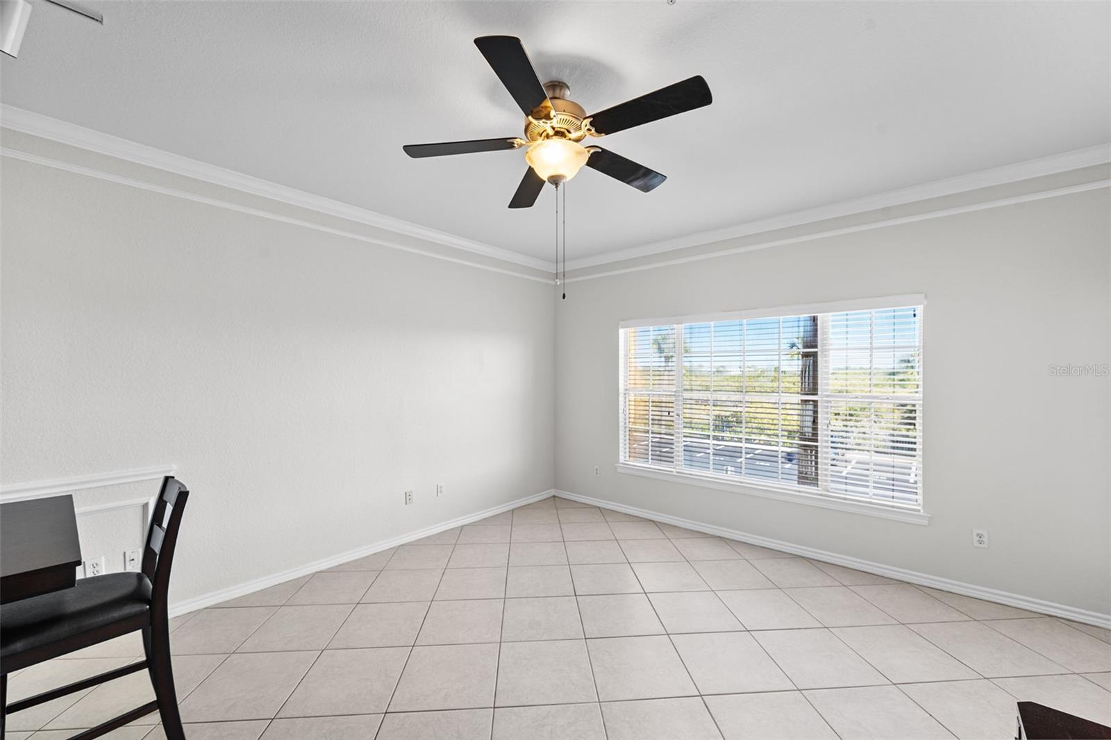 Image 22 of 70 For 4305 Bayside Village Drive 202