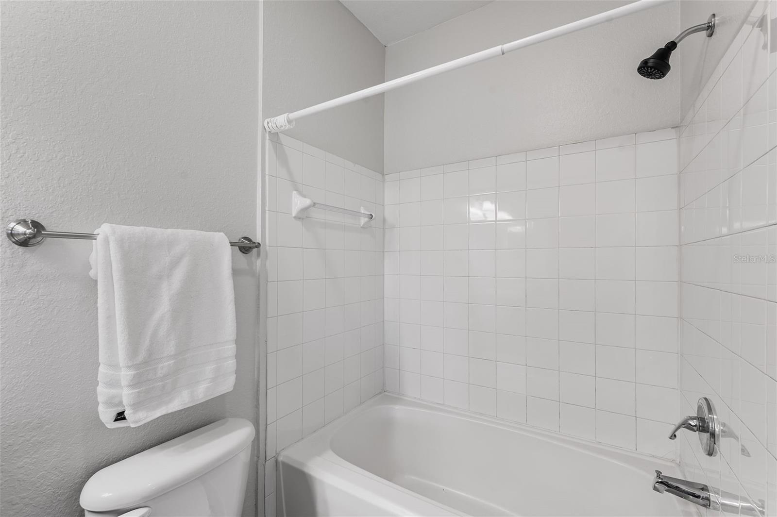 Image 29 of 70 For 4305 Bayside Village Drive 202