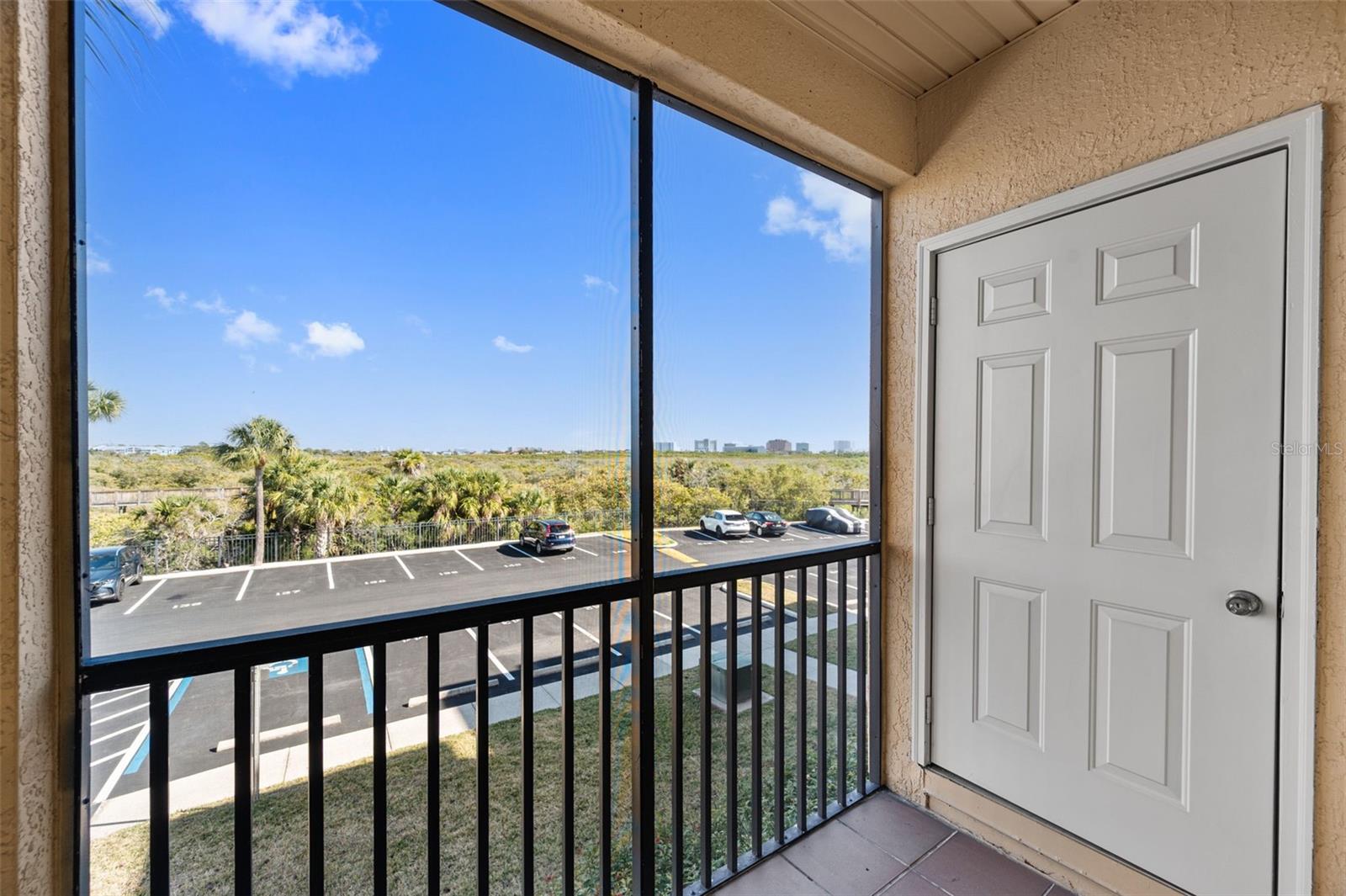 Image 7 of 70 For 4305 Bayside Village Drive 202