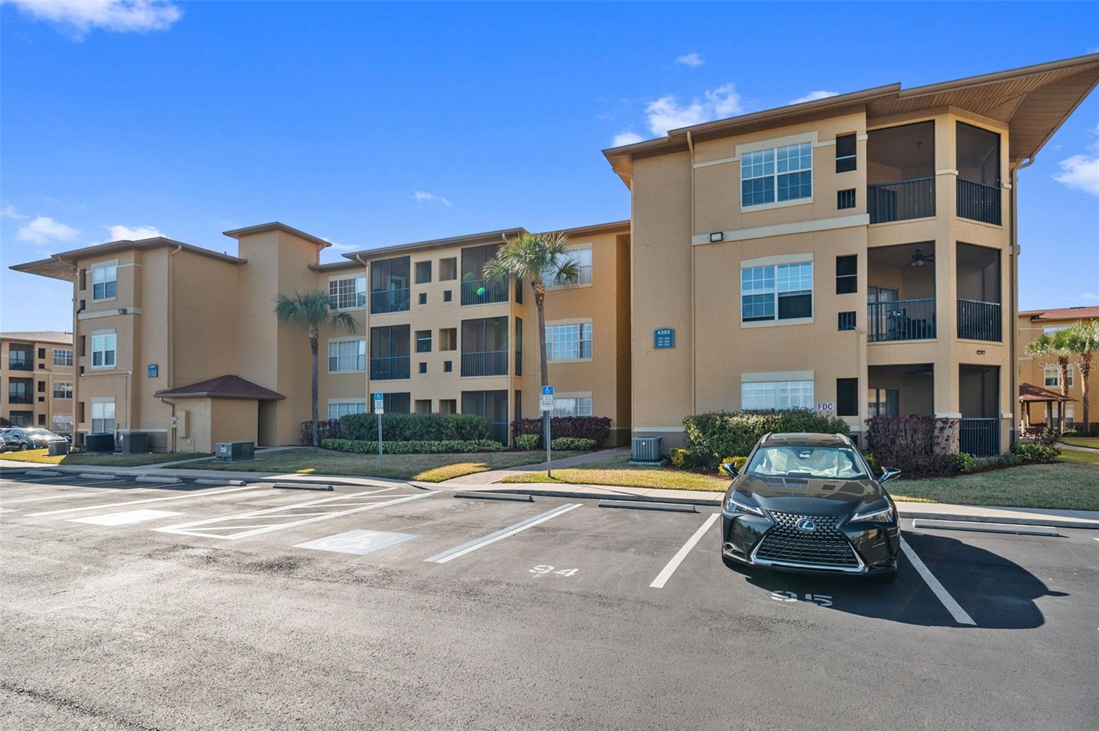 Image 8 of 70 For 4305 Bayside Village Drive 202