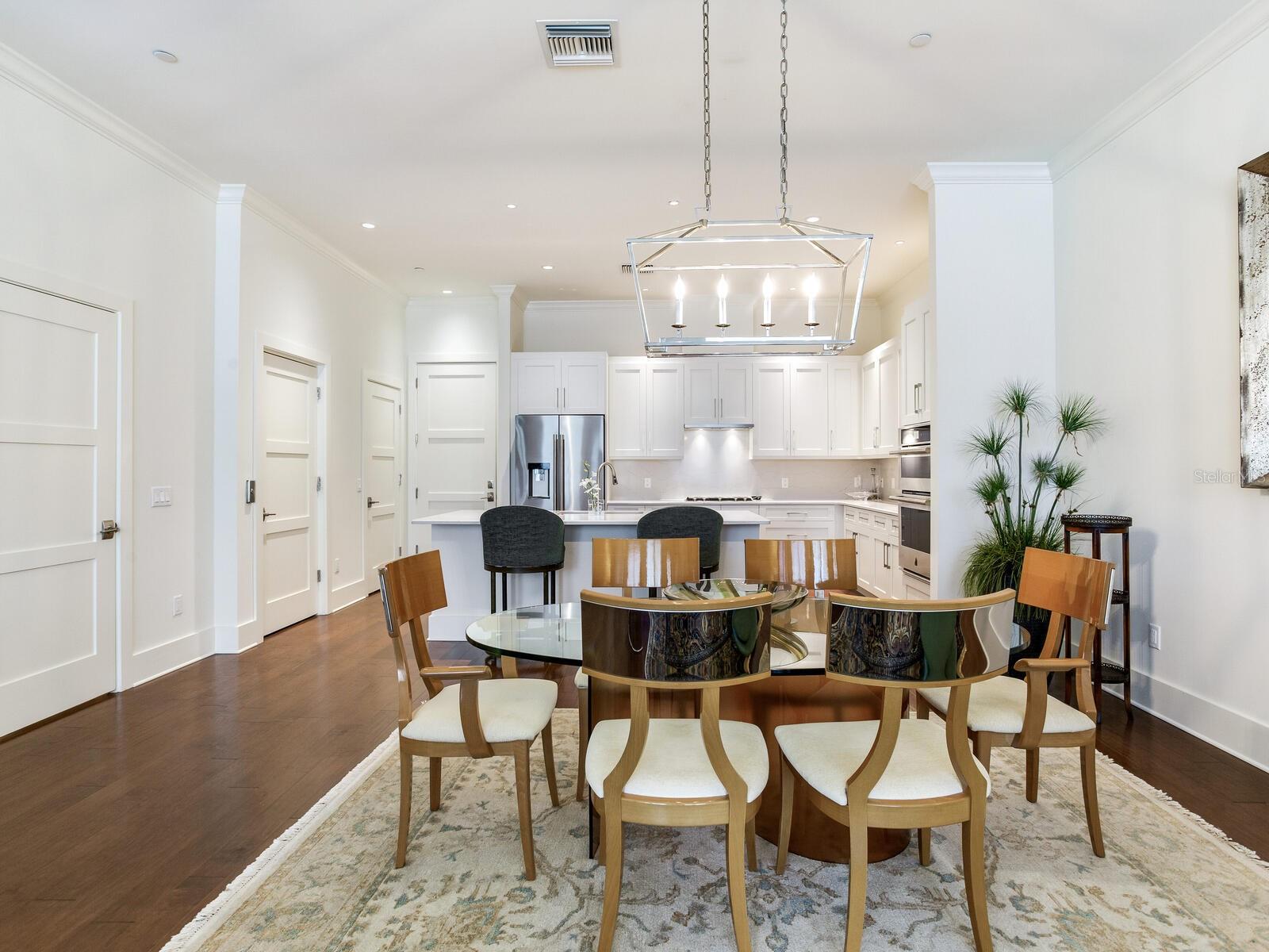 Image 14 of 56 For 15 Palm Terrace 502