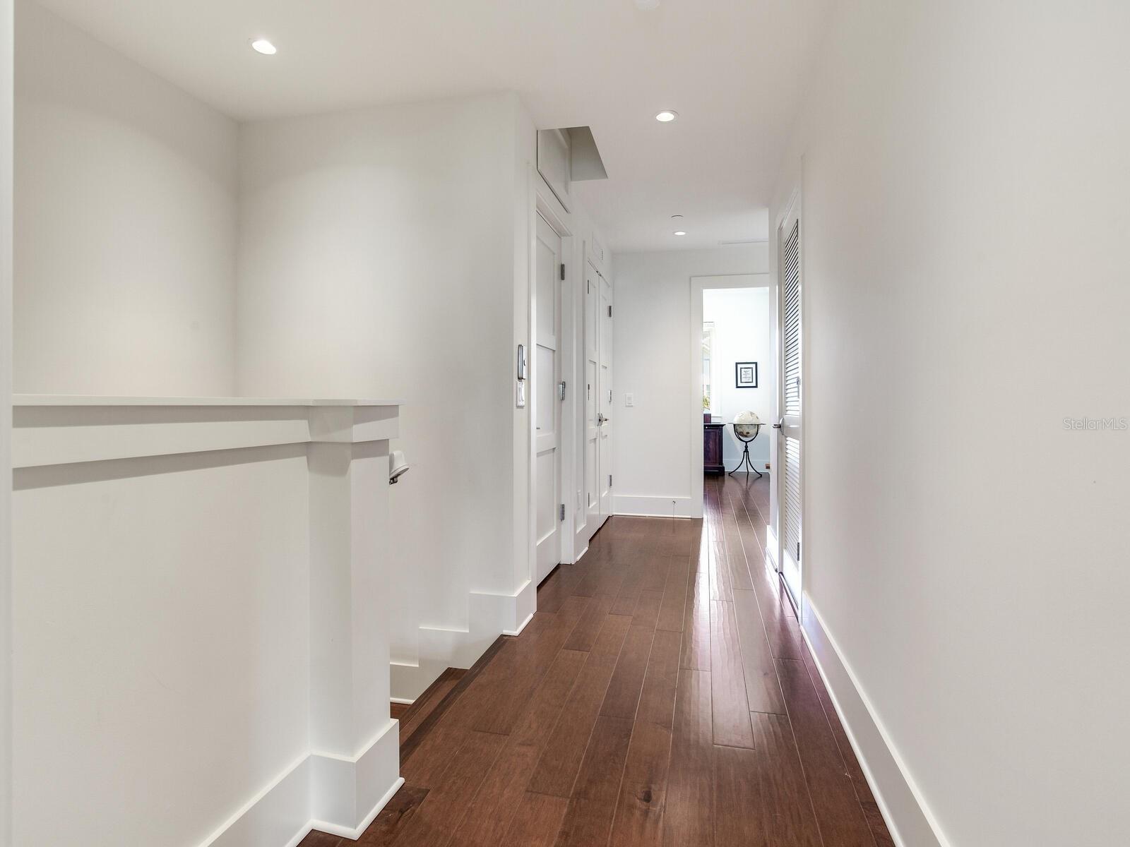 Image 22 of 56 For 15 Palm Terrace 502