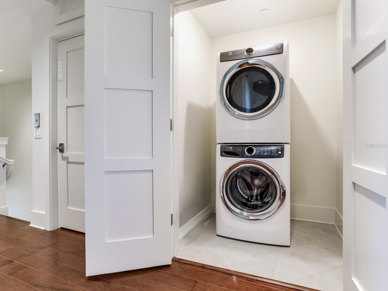 Image 33 of 56 For 15 Palm Terrace 502