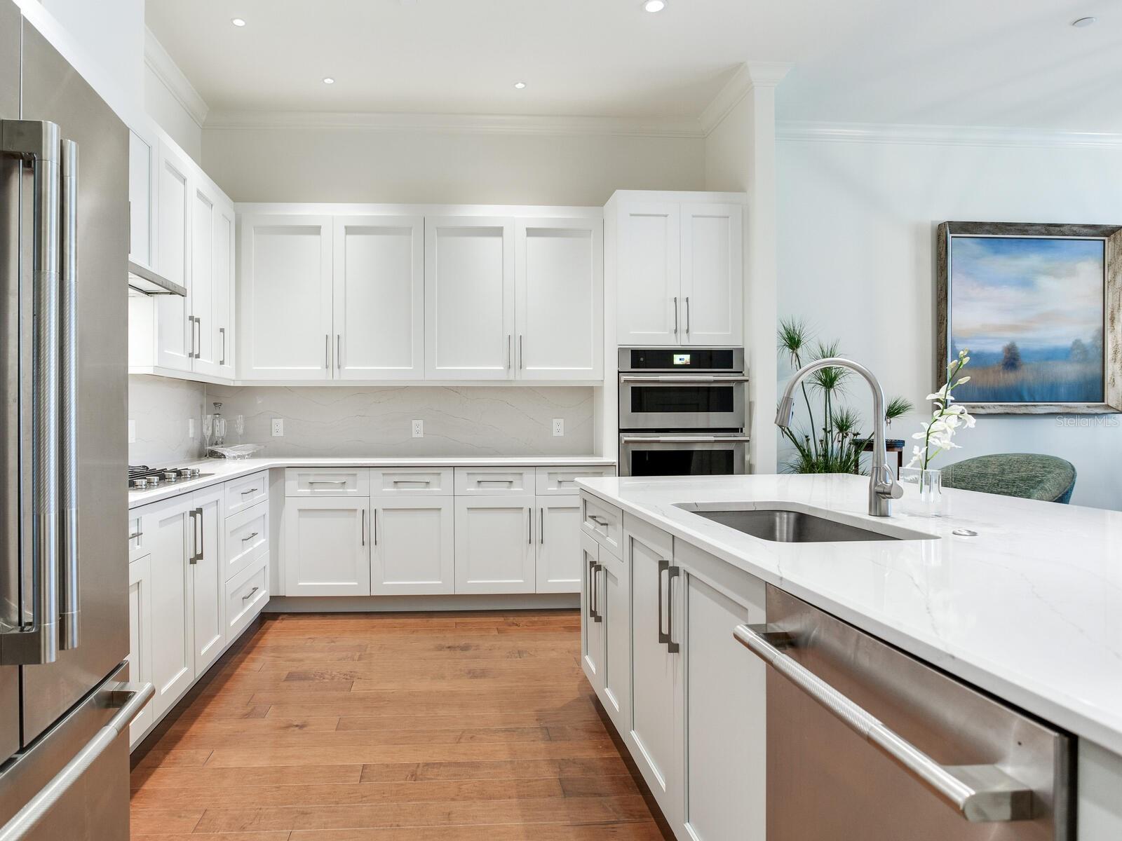 Image 7 of 56 For 15 Palm Terrace 502