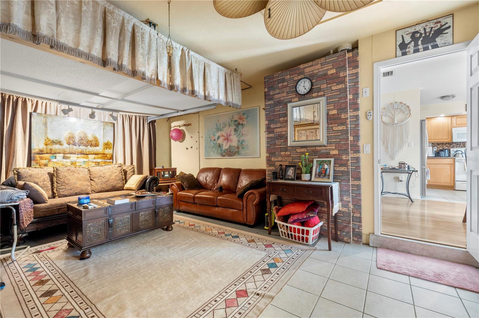 Image 10 of 21 For 6946 34th Avenue N