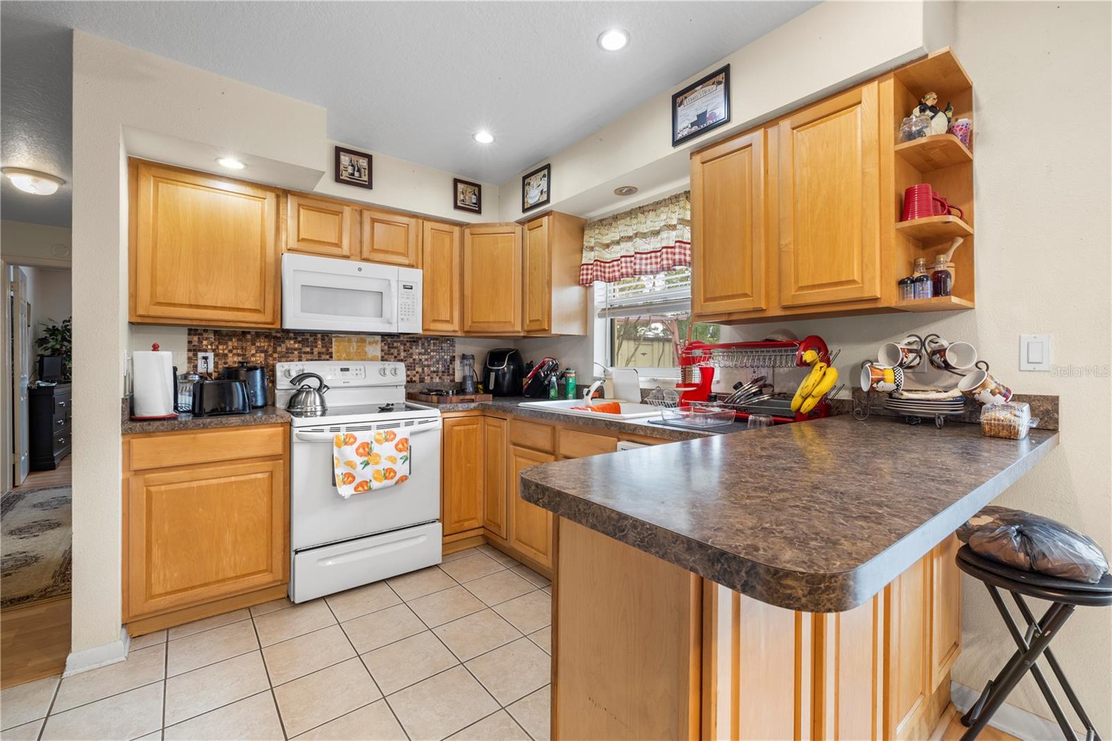 Image 2 of 21 For 6946 34th Avenue N