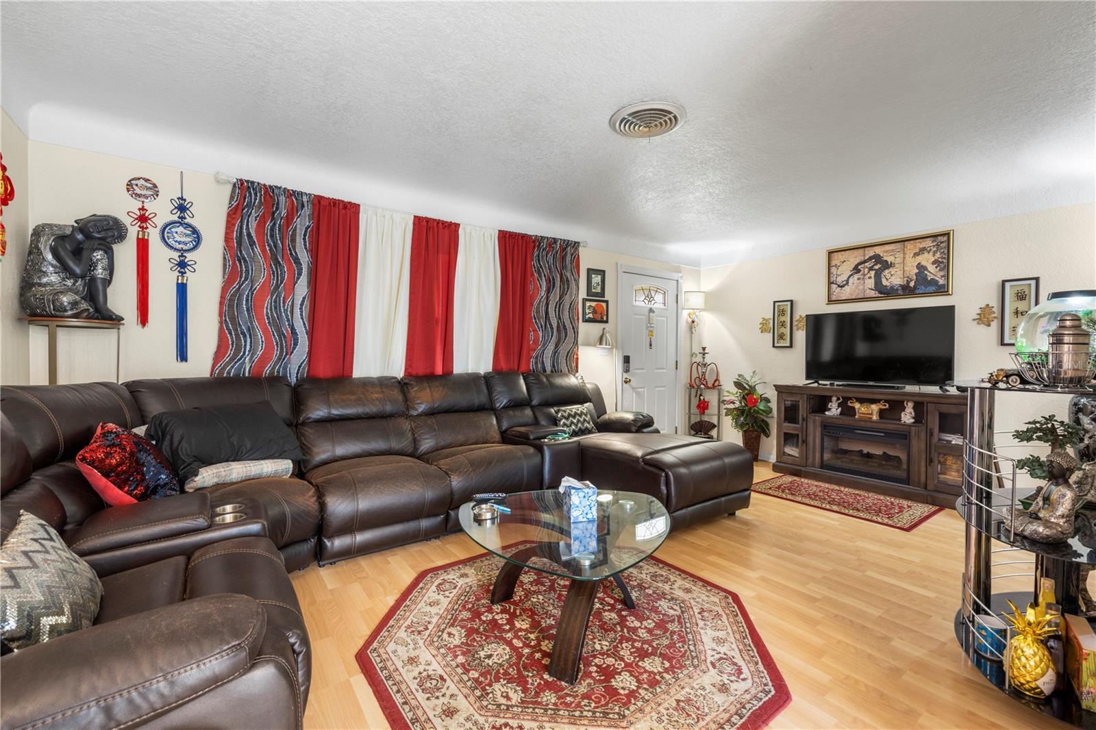 Image 9 of 21 For 6946 34th Avenue N