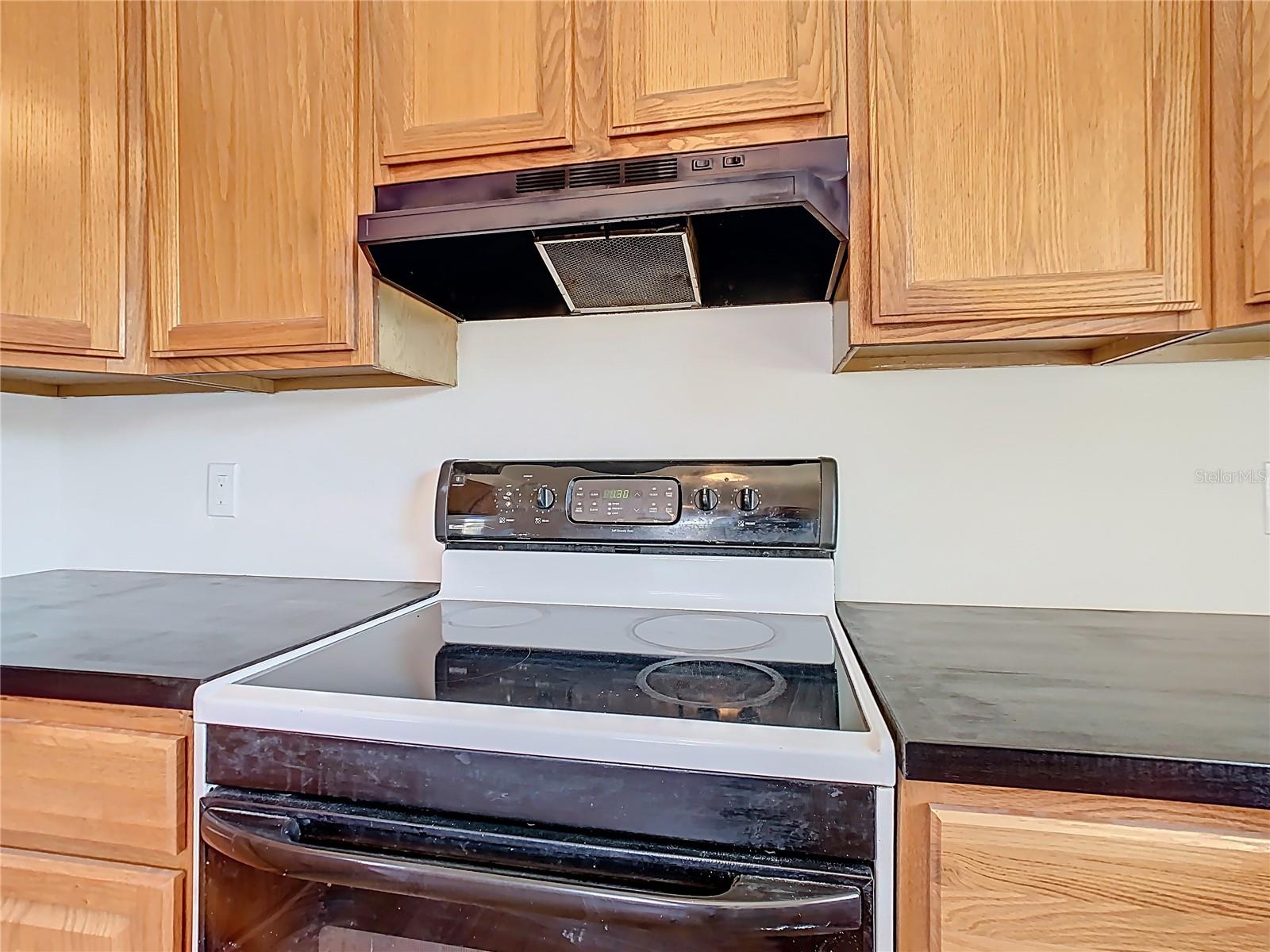 Image 13 of 32 For 1812 2nd Street Nw