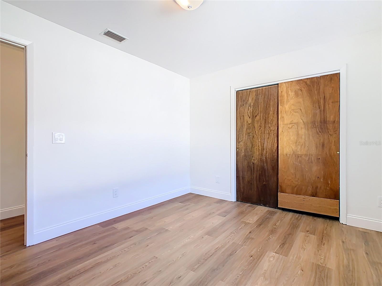 Image 17 of 32 For 1812 2nd Street Nw