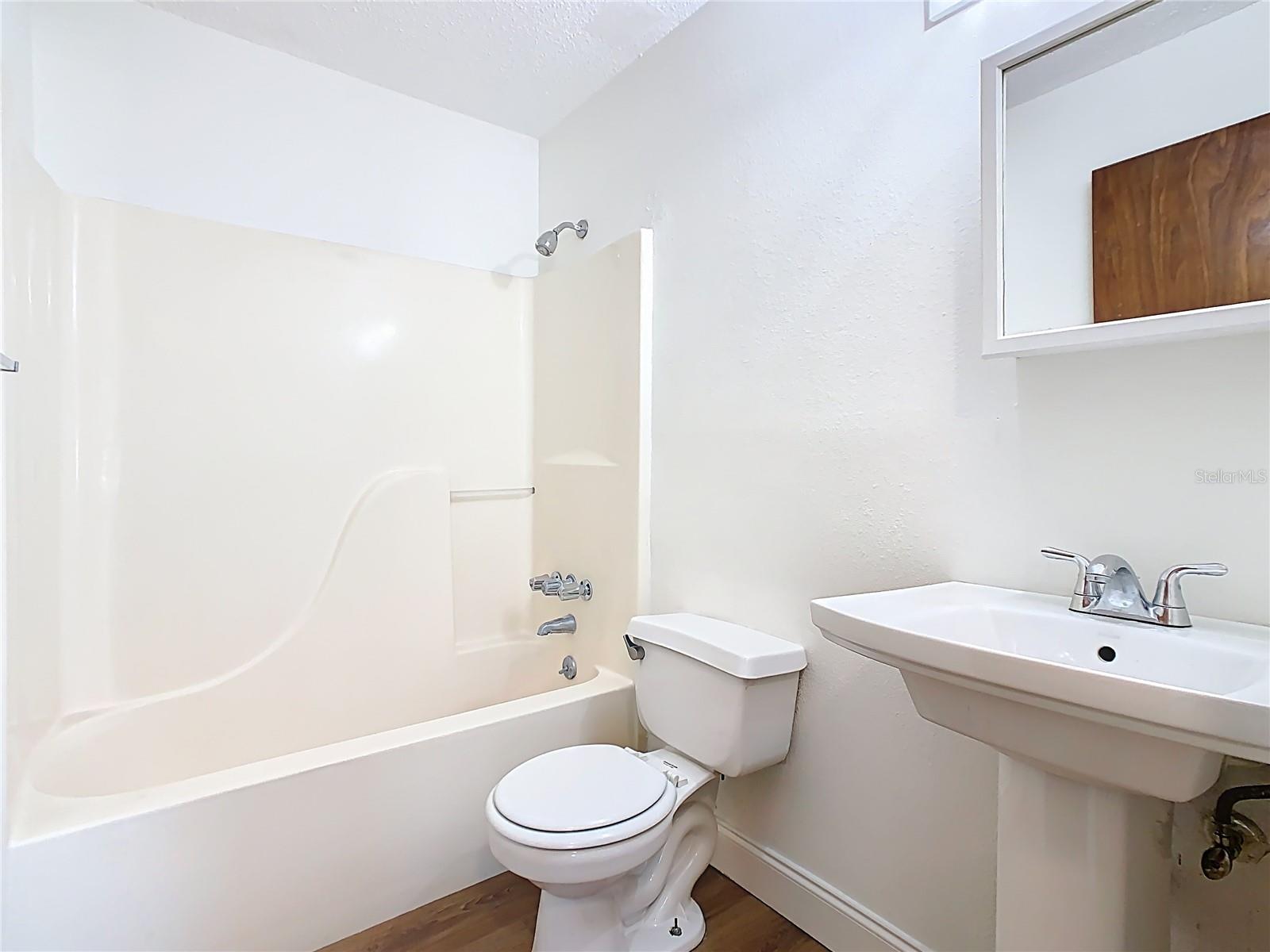 Image 25 of 32 For 1812 2nd Street Nw