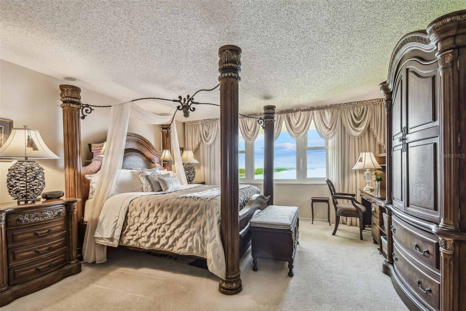 Image 14 of 44 For 634 Edgewater Drive 744