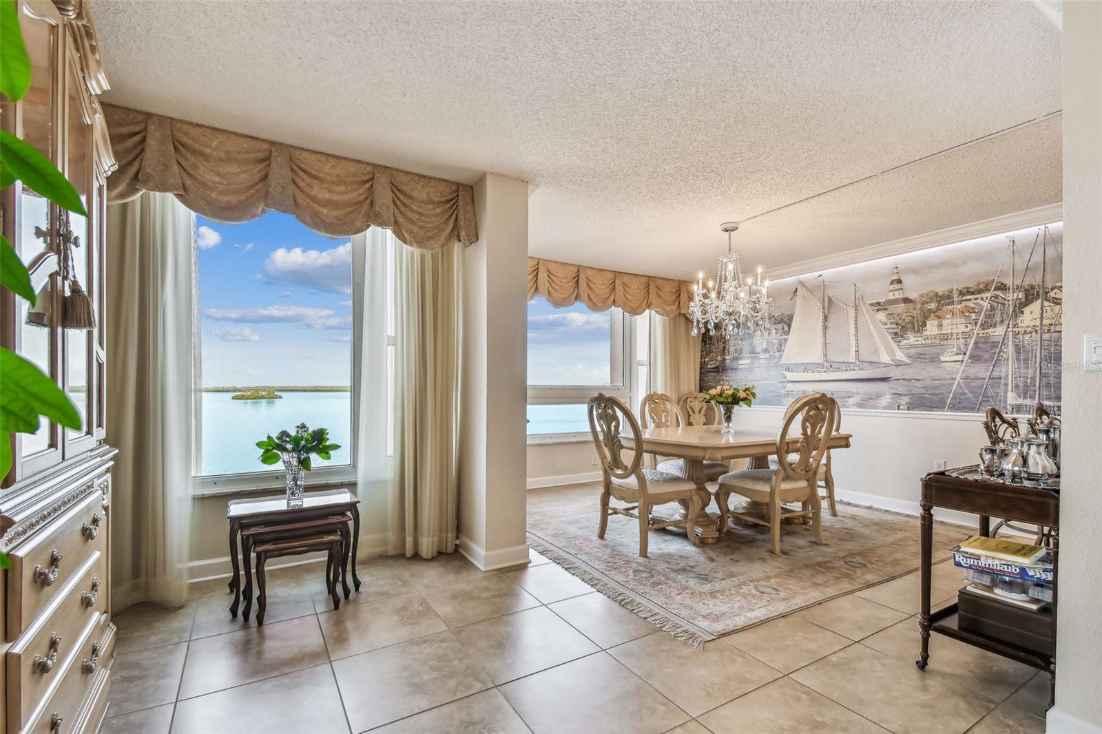 Image 6 of 44 For 634 Edgewater Drive 744