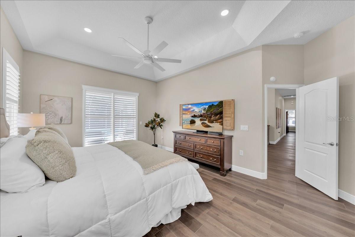 Image 17 of 44 For 5114 Sylvan Oaks Drive