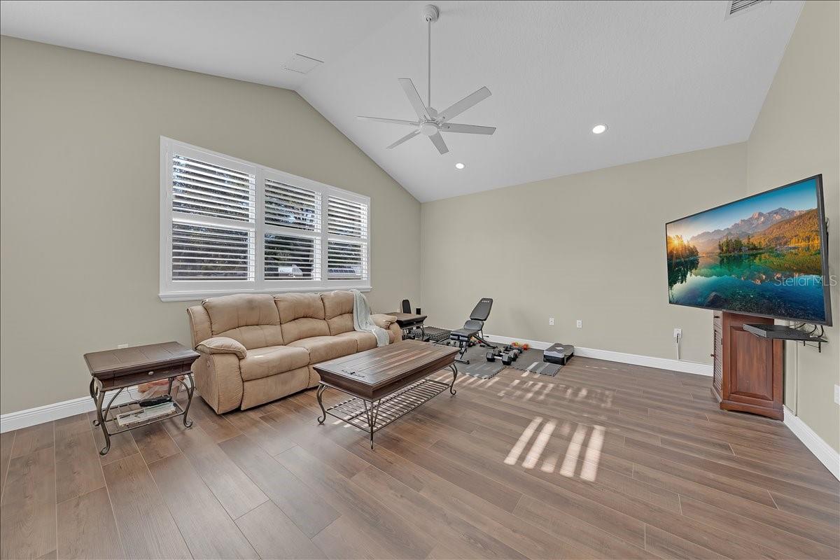 Image 27 of 44 For 5114 Sylvan Oaks Drive