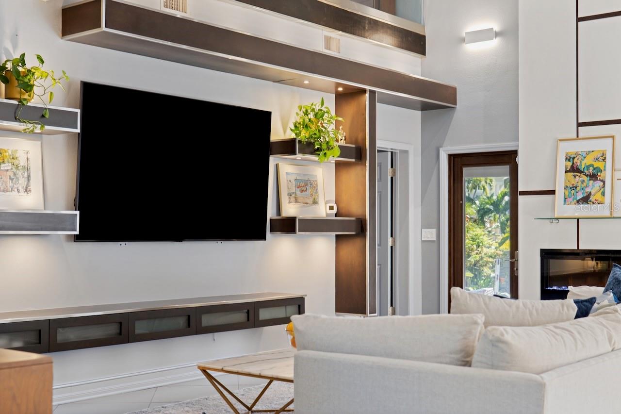 Image 33 of 94 For 648 Santa Maria Drive