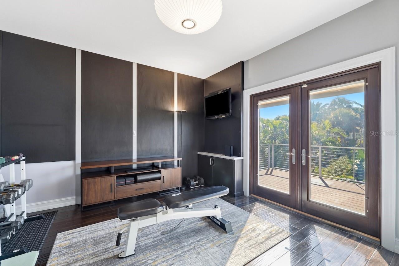 Image 60 of 94 For 648 Santa Maria Drive