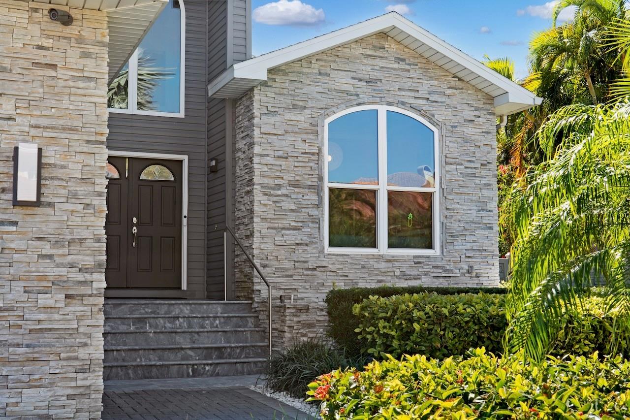 Image 7 of 94 For 648 Santa Maria Drive