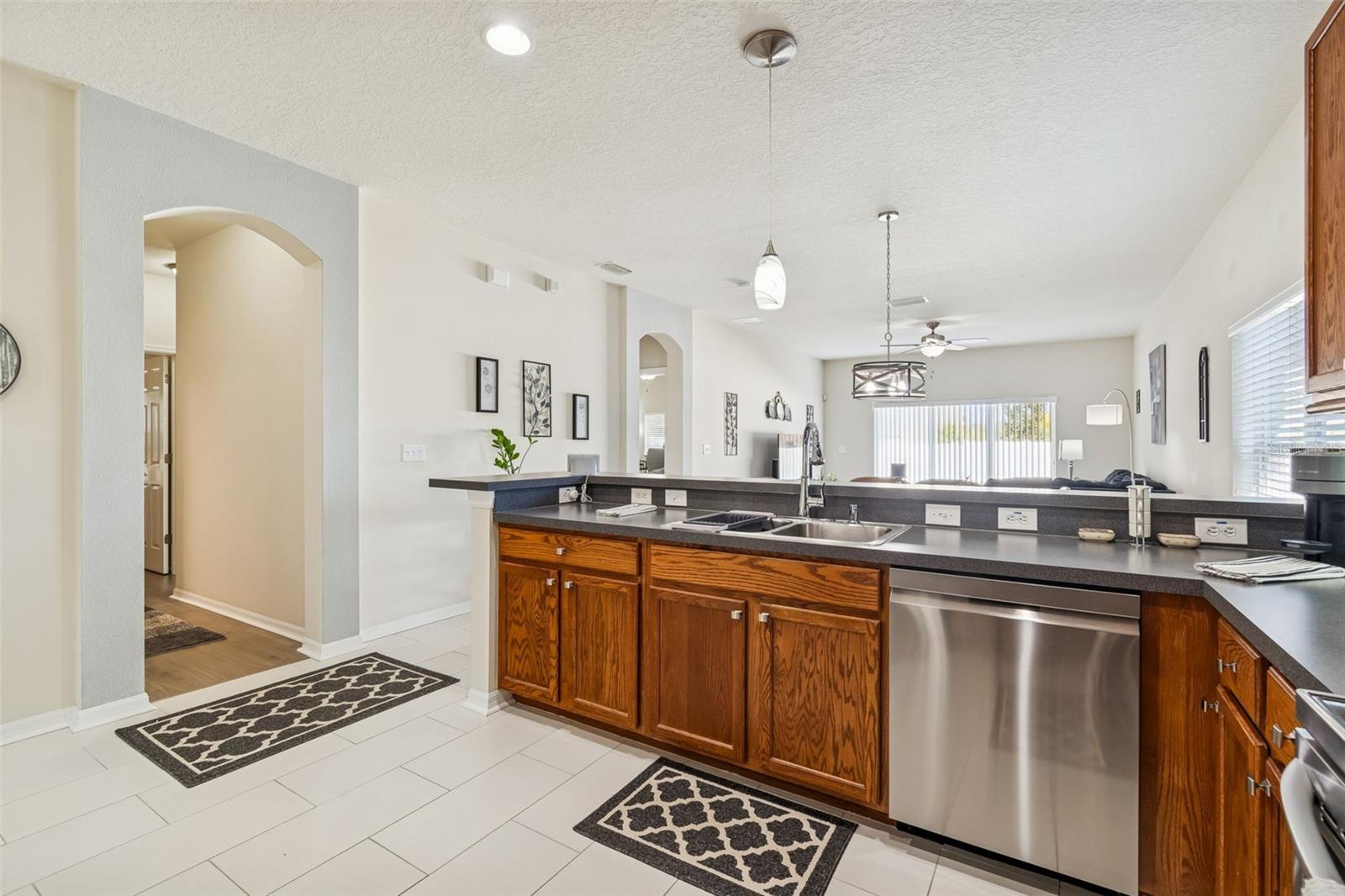 Image 14 of 79 For 5956 Desert Peace Avenue