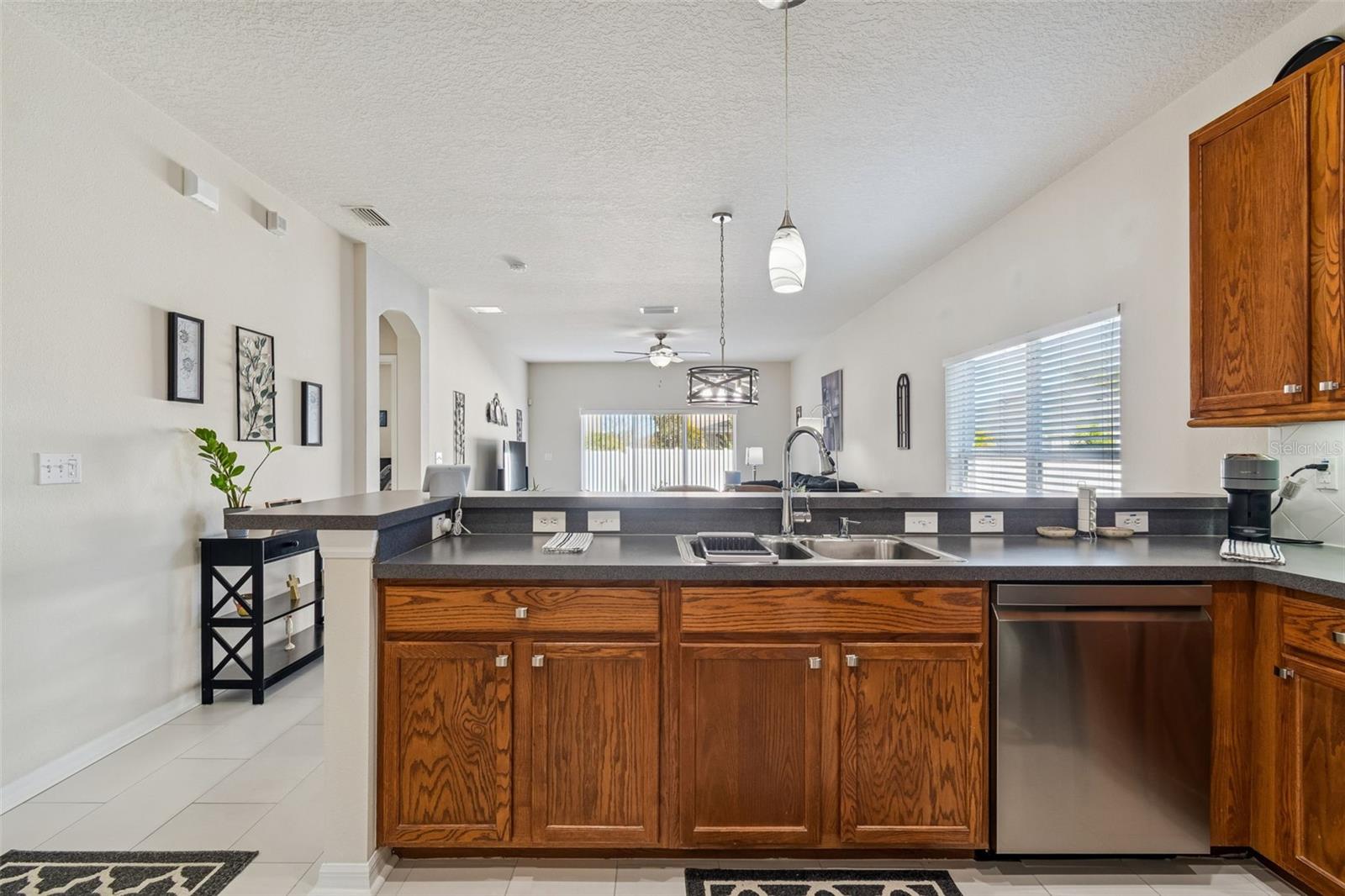 Image 17 of 79 For 5956 Desert Peace Avenue