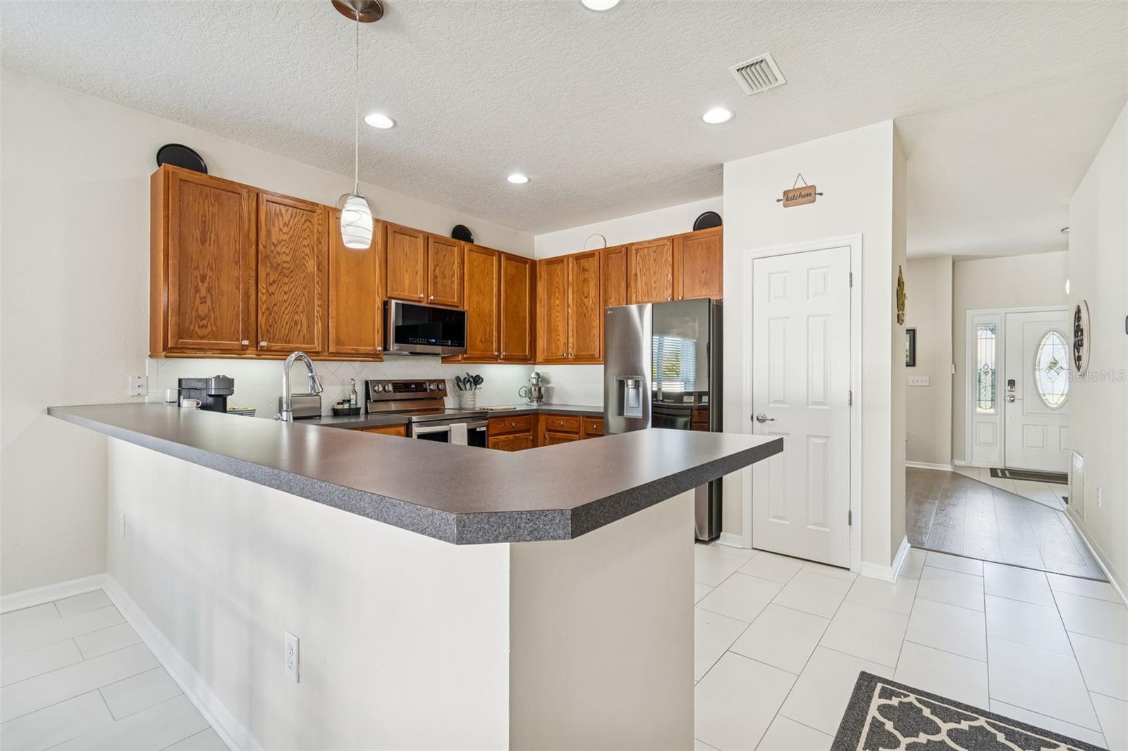 Image 19 of 79 For 5956 Desert Peace Avenue